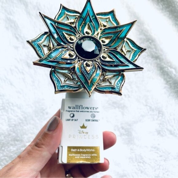 NEW Bath & Body Works – Disney Princess Collection – OUT OF STOCK 👑✨ - Picture 8 of 14